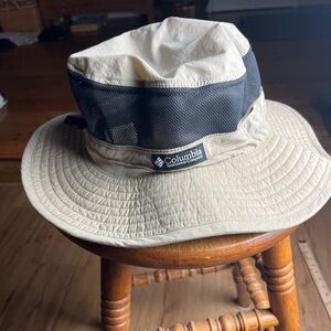 Columbia Booney Hat Sun Hat Mesh Vent Hiking Fishing One Size